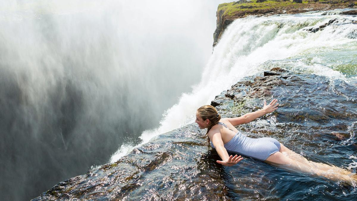 Piscina del Diablo, Cataratas Victoria