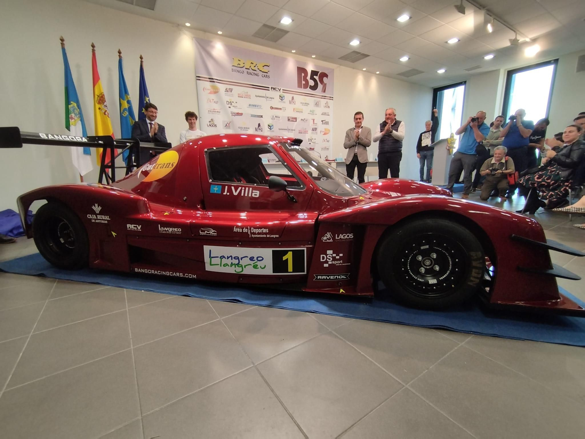 El "coche fantástico" se construye en Langreo.