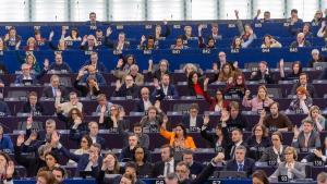 Los eurodiputados durante un voto este martes en el hemiciclo de Estrasburgo.