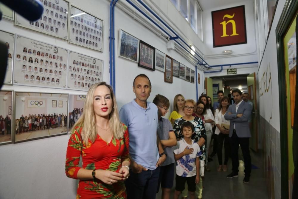 El Colegio Público Cuba renueva su biblioteca bajo el nombre de "Cecilio Gallego", padre de alumno e impulsor de las actividades del centro en sus inicios