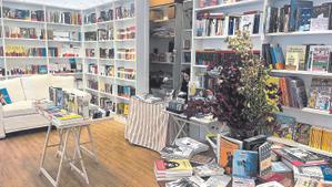 Interior de Modesta Librería, ubicada en la calle Modesto Lafuente, en Madrid