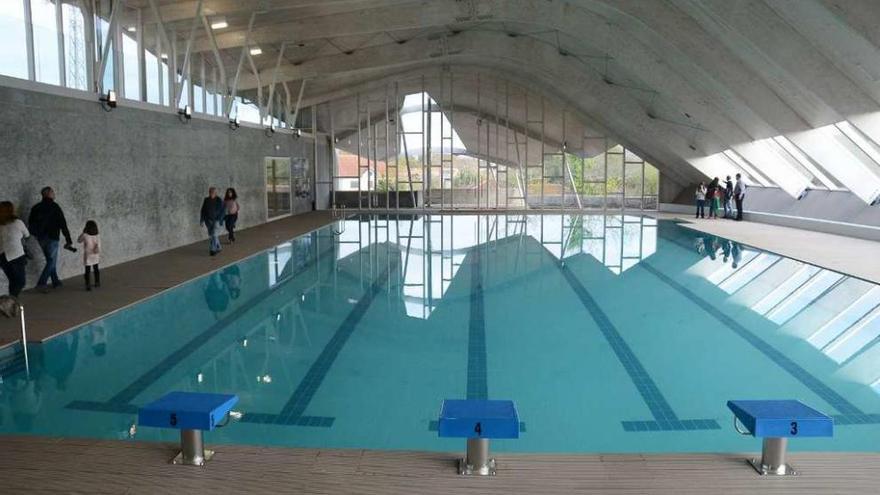 Piscina de A Balea, en Cangas. // Gonzalo Núñez