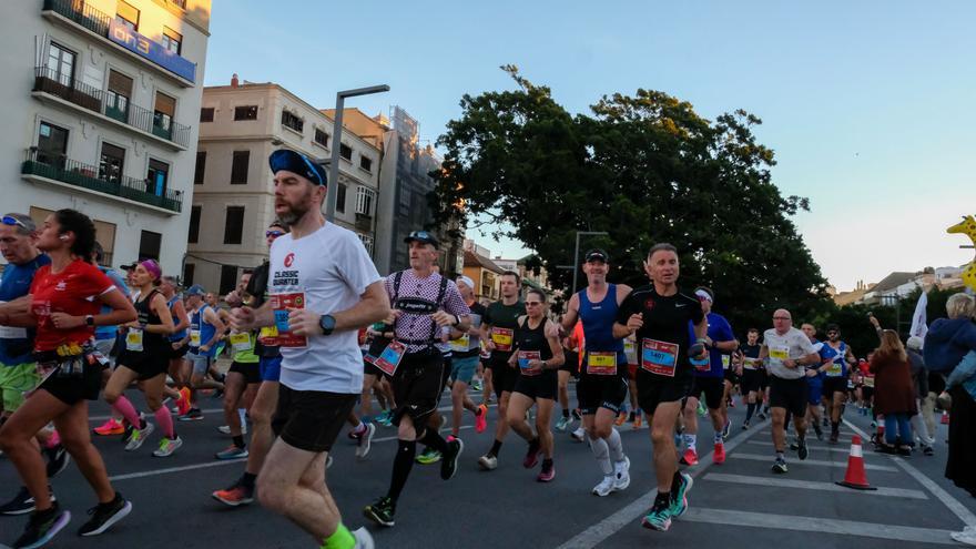 La Maratón de Málaga 2023, en imágenes