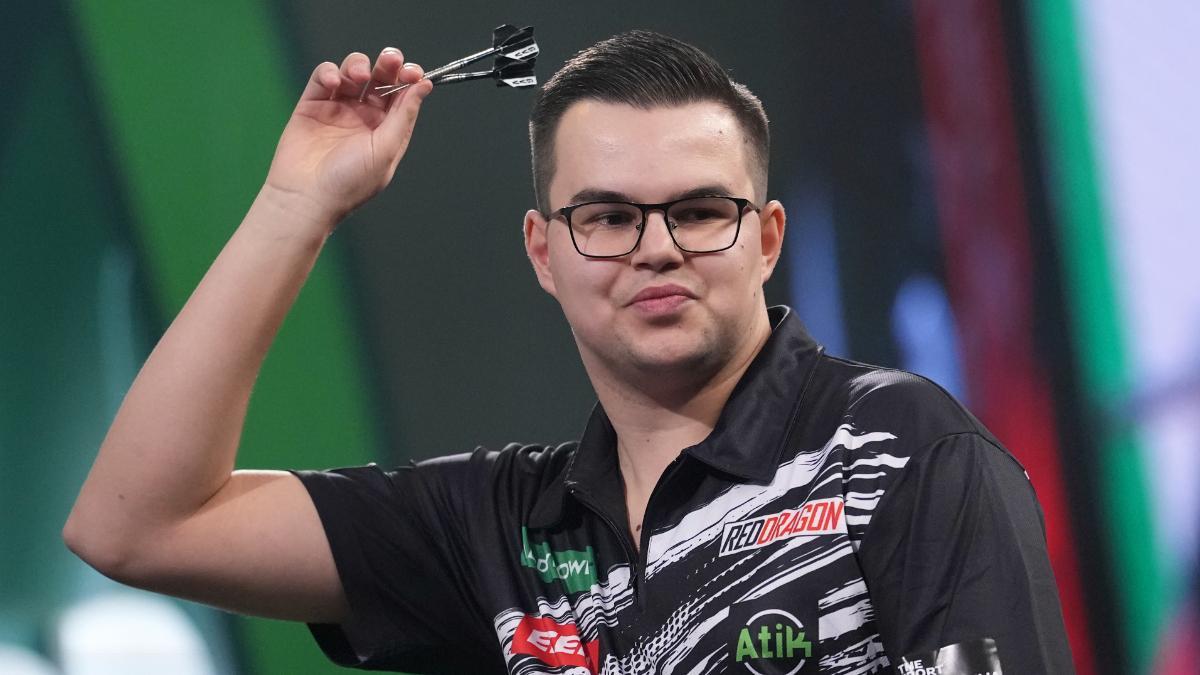 Gian van Veen será el rival de Luke Littler en la final del Mundial de Dardos 2026