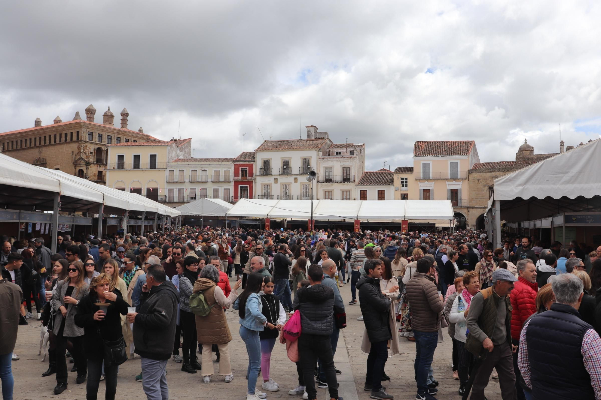 Primera jornada de la Feria Nacional del Queso de Trujillo