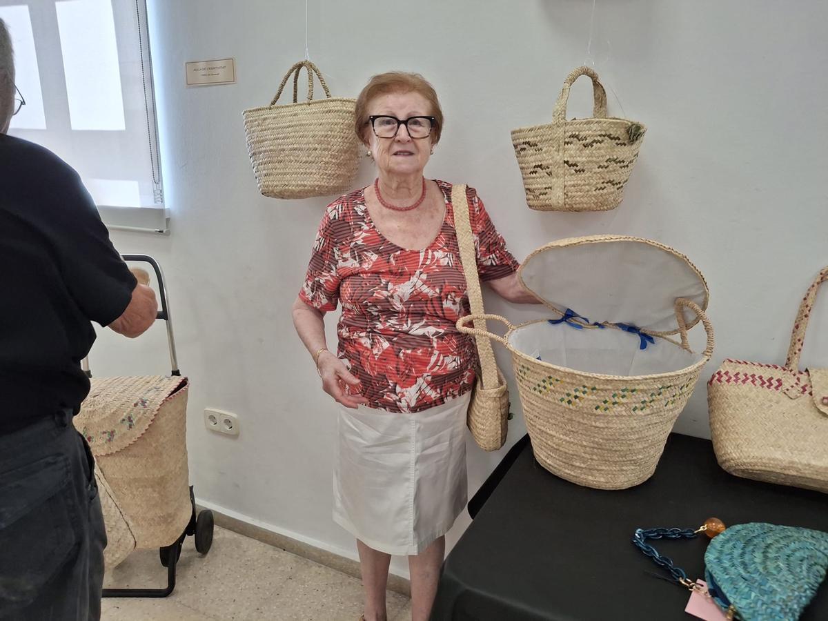 Las imágenes de la primera "trobada escolar" de la Marina Alta "Desafiar-se a fer llata", que ha tenido lugar en Pedreguer