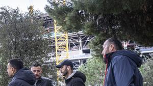 Operaris acomiadats de les obres del Camp Nou s’acolliran a la regularització