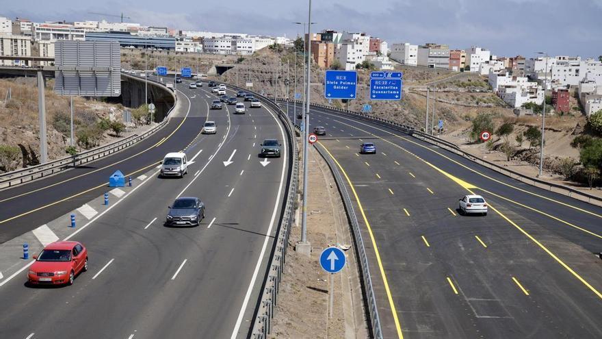 El Guiniguada vuelve a cerrar y el tráfico de Las Palmas de Gran Canaria 'se muda' al puente Julio Luengo