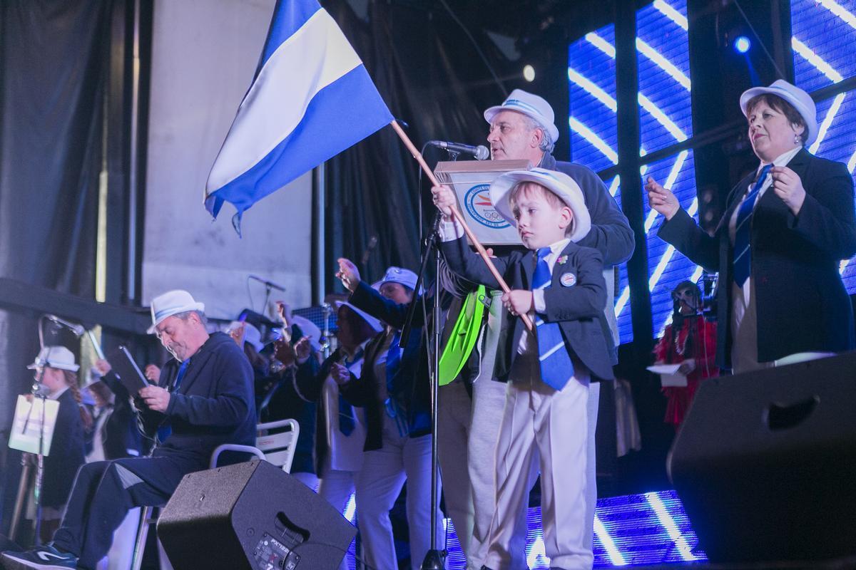 EN IMÁGENES: el concurso de murgas y comparsas de Avilés