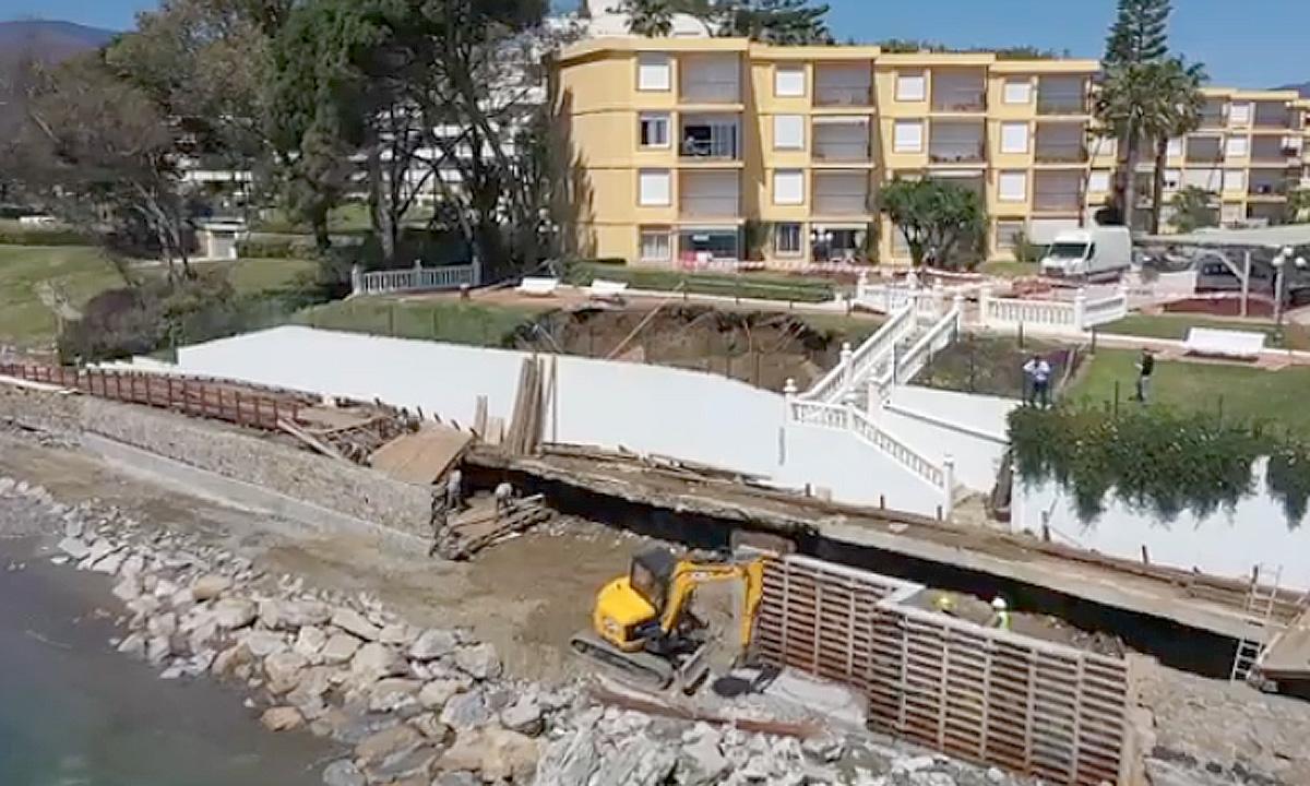 Obras para reparar y estabilizar parte de un muro de contención existente en la zona de playa Bella.