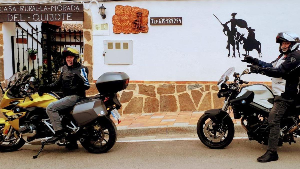 Paco y Germán en Ossa de Montiel, etapa 23º Murcia-Ciudad Real.