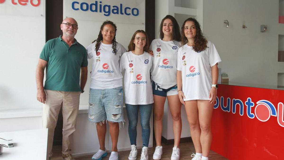 Las nuevas incorporaciones al equipo colegial. |  // IÑAKI OSORIO