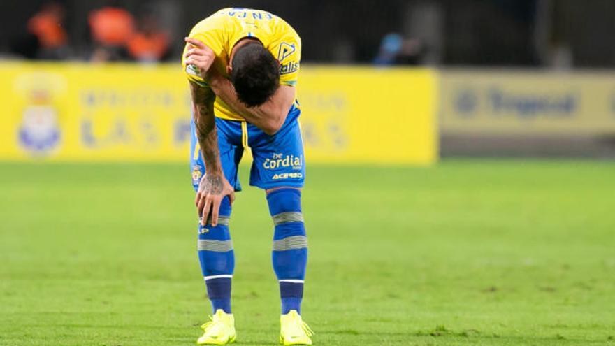 Ruben Castro, tras recibir un golpe en el ojo en el partido frente al Deportivo.