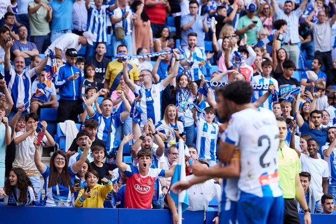 RCD Espanyol - Real Oviedo, final por el ascenso a Primera, en imágenes.