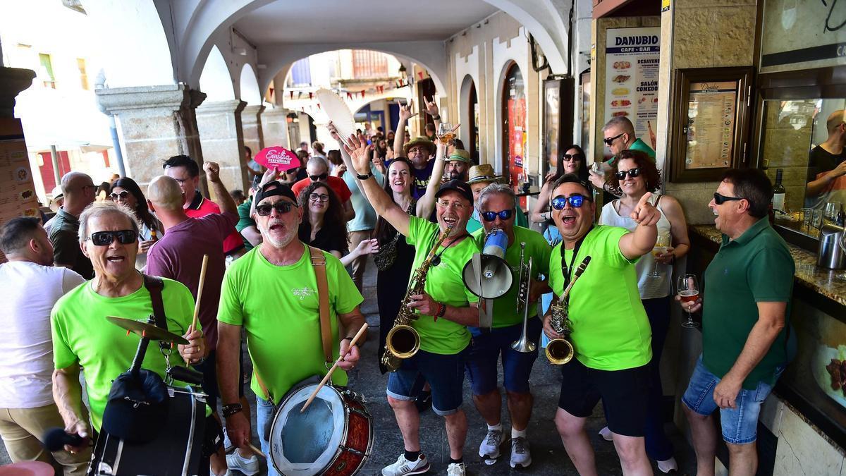 Fotogalería | Imágenes de las cañas y el ferial, este viernes en Plasencia