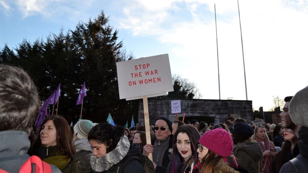 Manifestaciones en Irlanda para los derechos de las mujeres