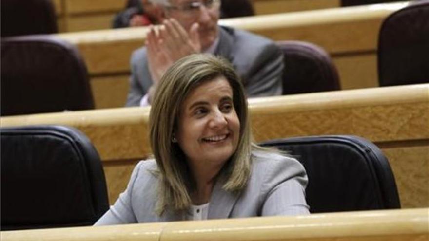 Bañez promete ayudas de hasta 4.800 euros para hacer fijos a `ninis´