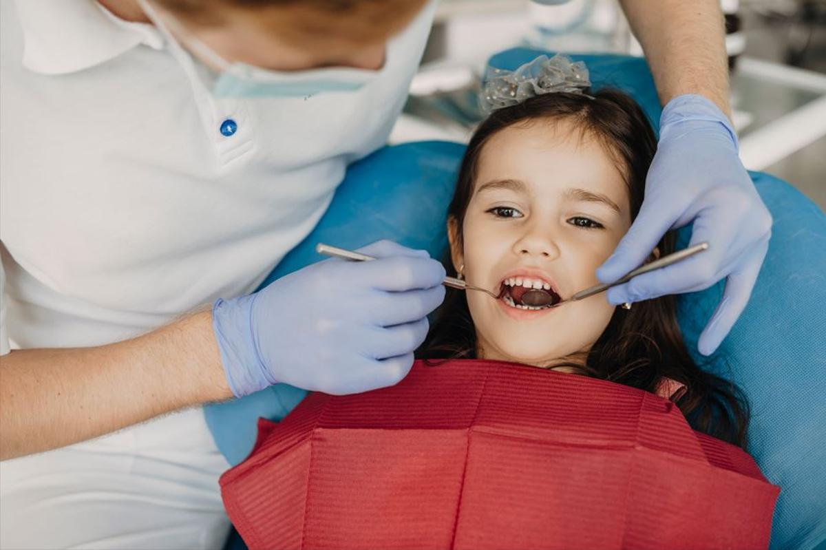 El 16% de los niños de entre 3 y 4 años ya presenta caries, un porcentaje que aumenta hasta el 31% en los menores de 5 a 6 años.