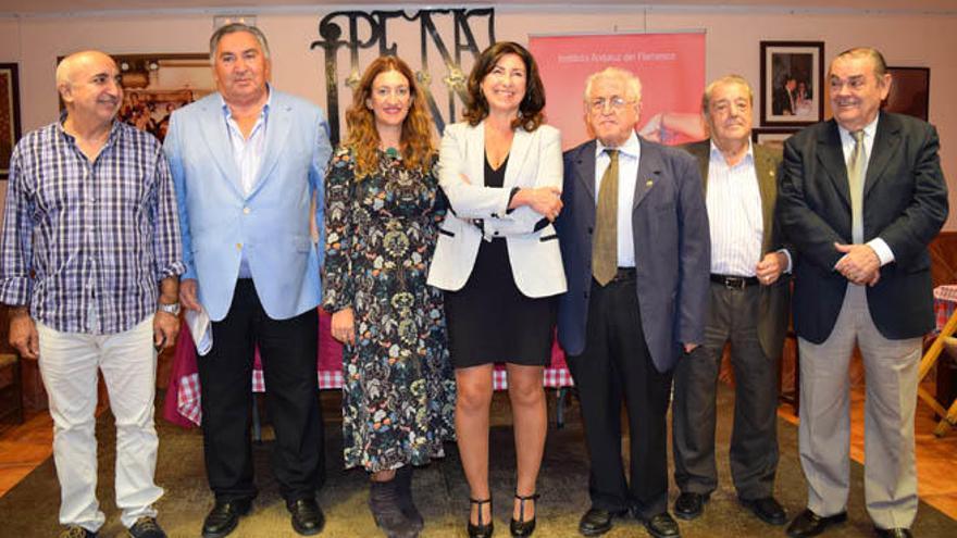 Foto de familia de la presentación del circuito flamenco.