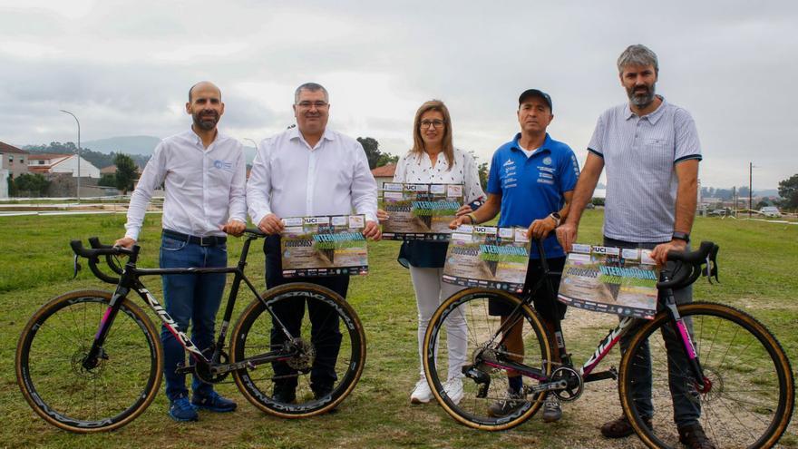 El ciclocross alcanza el rango de internacionalidad en Ribadumia