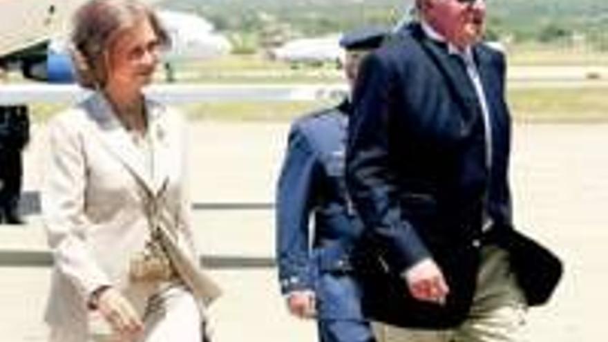 Juan Carlos y Sofía: Los Reyes llegan a Mallorga para las vacaciones