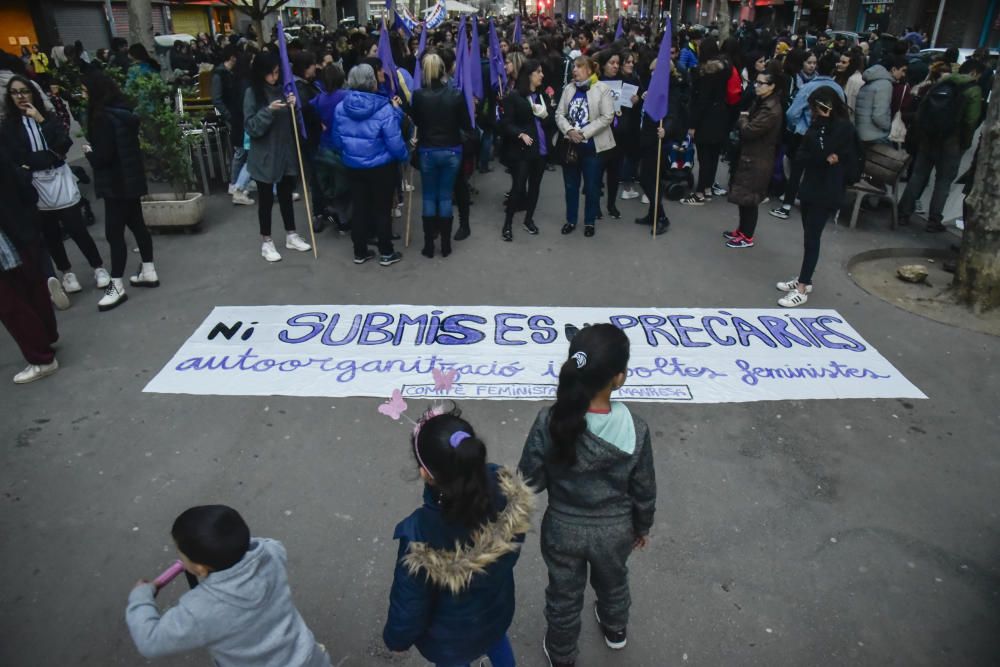 Manifestació feminista del 8M a Manresa