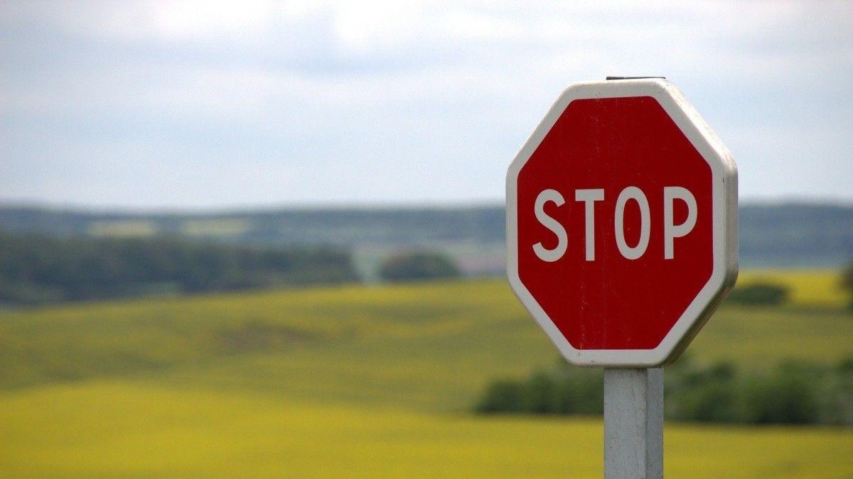 Este error al pasar un STOP te cuesta 200 euros y 4 puntos del carnet