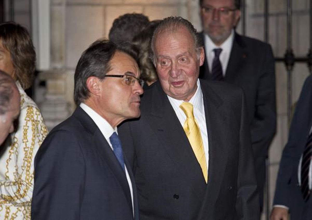 El Rei i el president de la Generalitat de Catalunya, Artur Mas, al Premi Internacional Comte de Barcelona, el 2012.