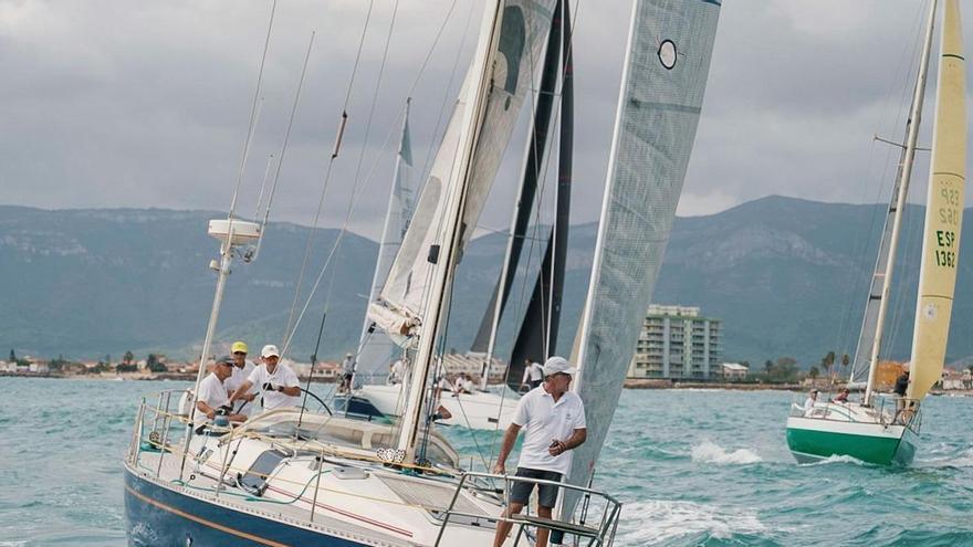 El velero Barbablu vence en el XXIV Trofeo Pirata Dragut de Cullera