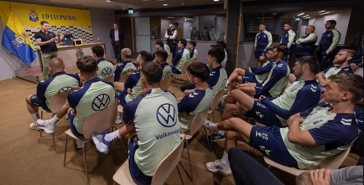 LaLiga imparte talleres de Integridad en los vestuarios de Primera y Segunda.