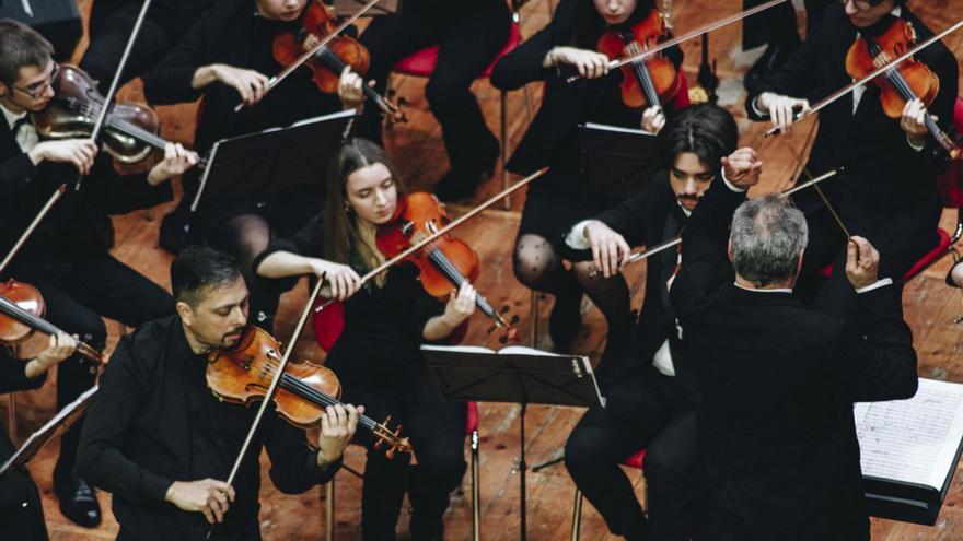 La Orquesta Clásica de Vigo pone música a 2024