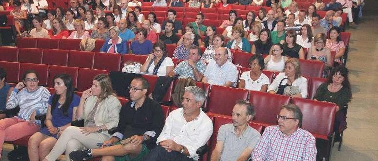 El auditorio escuchó atento la ponencia de David Álvarez. // Iñaki Osorio