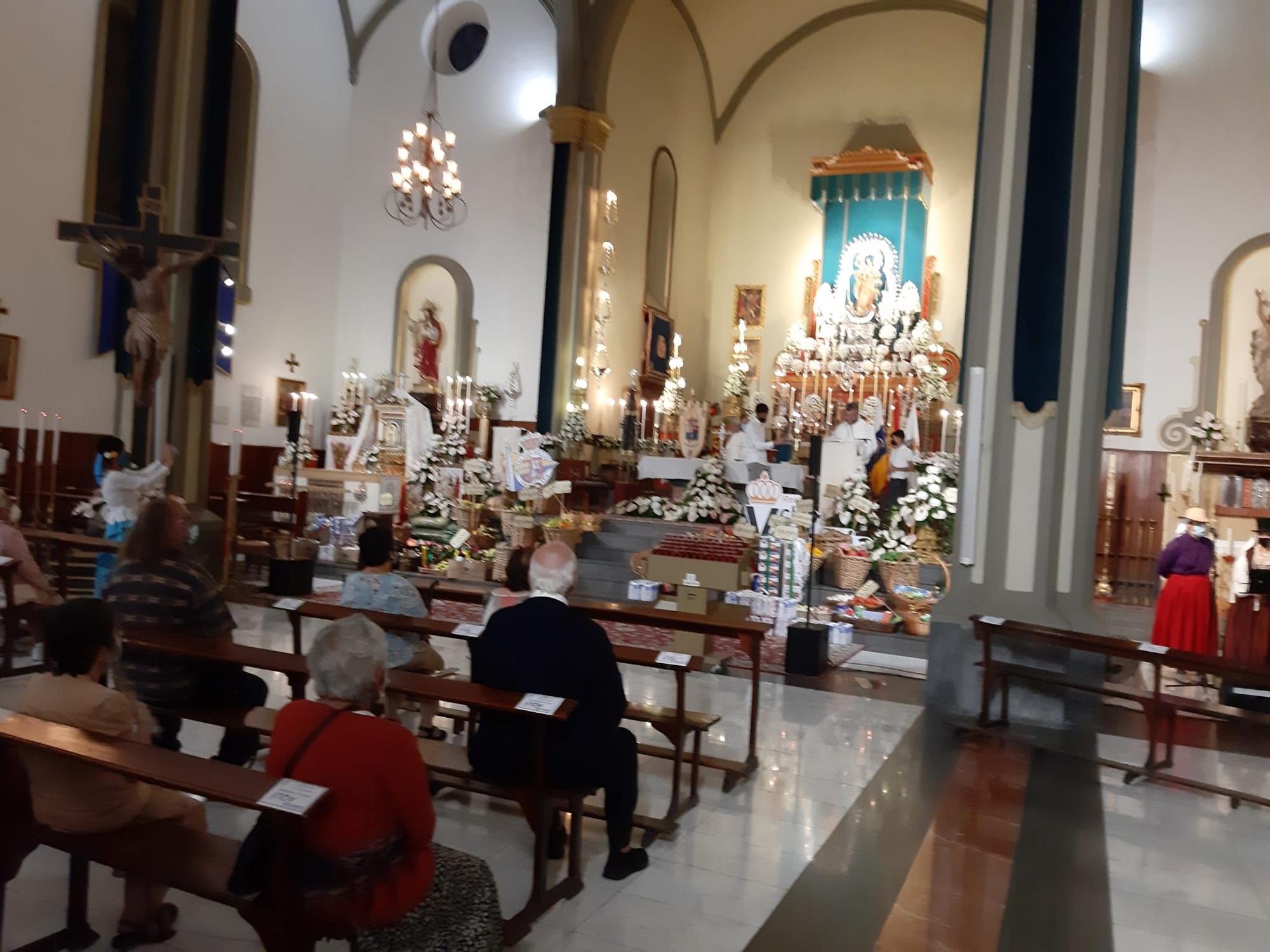 Ofrenda a la Virgen de La Luz