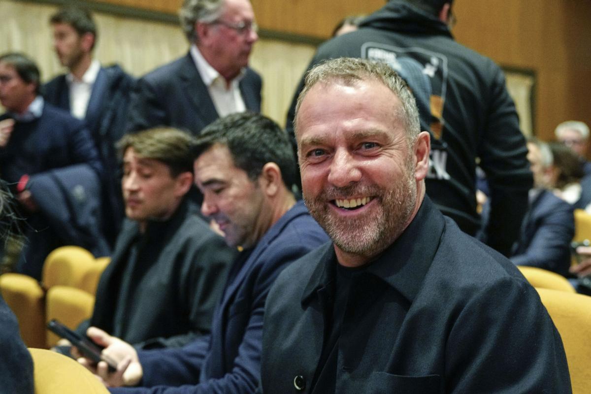 Flick, en la presentación del libro de Joan Laporta