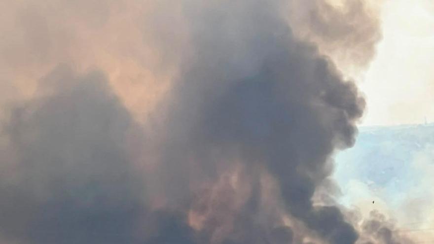 El incendio de Zamora se desmadra: doce pueblos evacuados y otros dos confinados por el fuego en Fermoselle