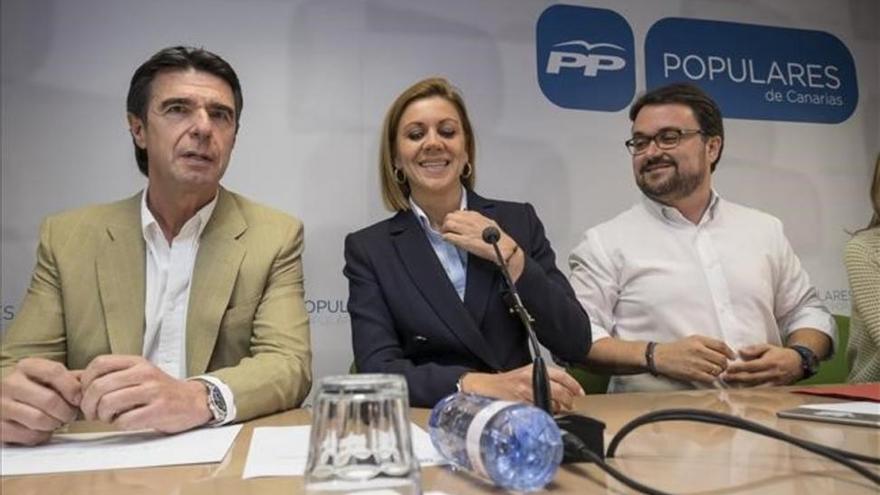 El PP de Canarias ovaciona a José Manuel Soria tras su dimisión