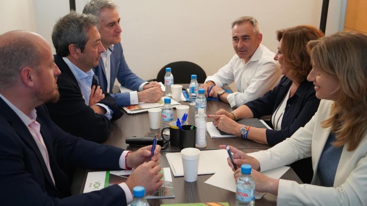 Pacto PP Vox | Mazón reclama la conselleria de Educación ante las ...