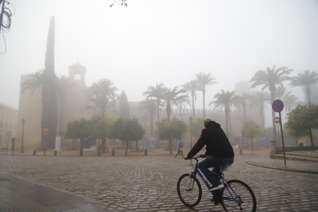 La niebla cubre Córdoba