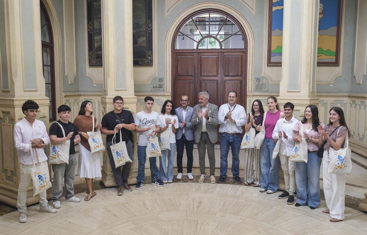 Recepción a los estudiantes con mejores calificaciones en la PAU de junio 2026 en la ULPGC Recepción a los estudiantes con mejores calificaciones en la PAU de junio 2026 en la ULPGC