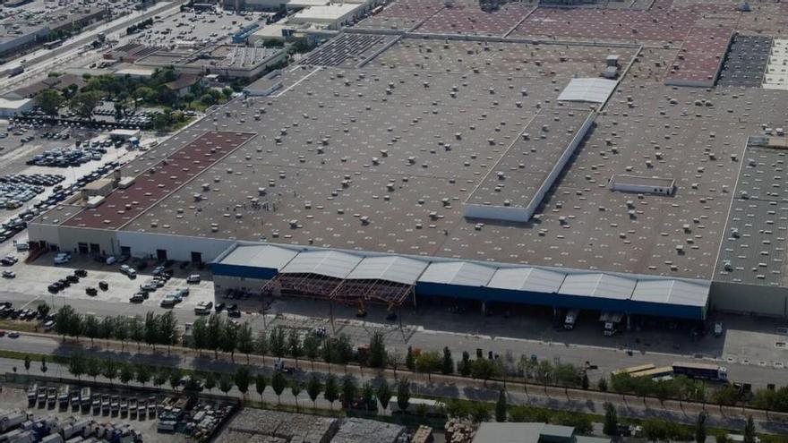 Planta de Ebro en la zona franca de Barcelona.