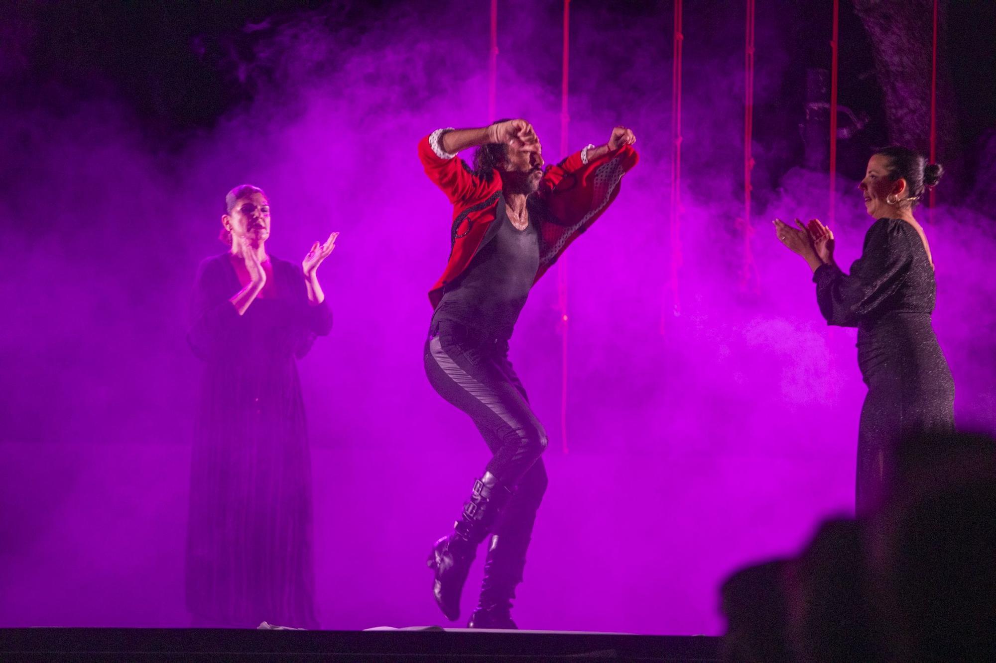 Todas las imágenes de la actuación del bailaor Eduardo Guerrero en Ibiza