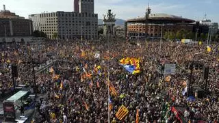 La manifestación de la Diada reúne a 115.000 personas, la cifra más baja de los últimos años