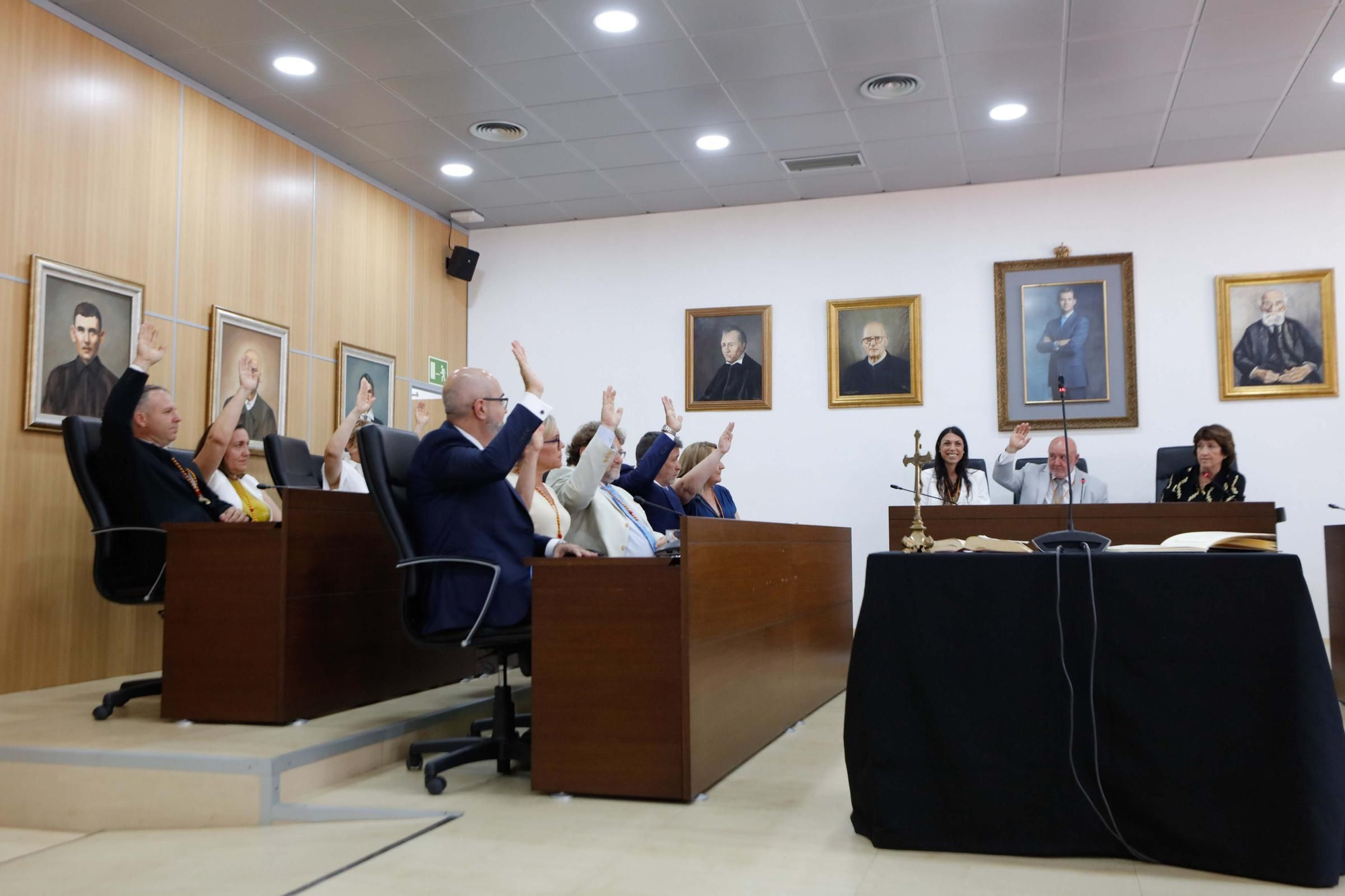 Galería de imágenes de la toma de posesión de Vicent Roig como alcalde de Sant Josep