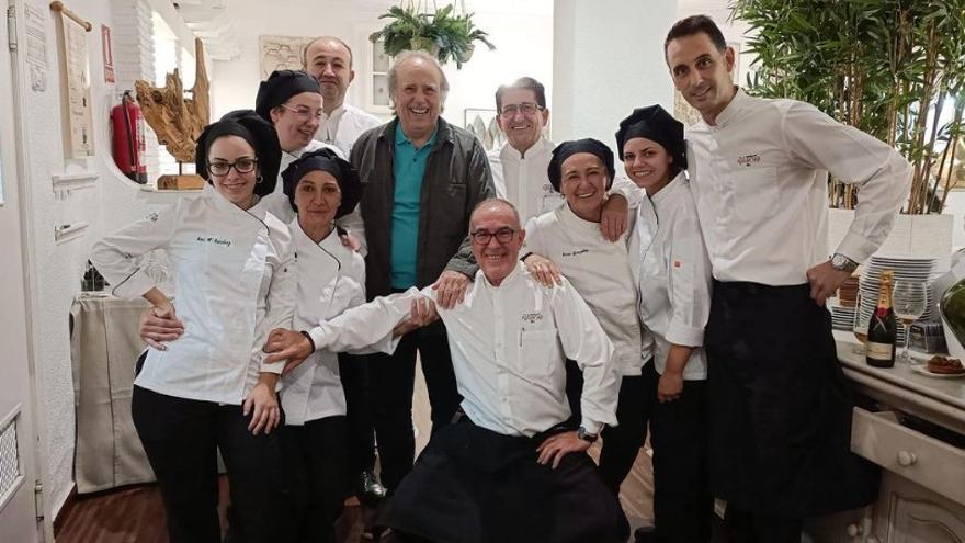 Serrat en la Taberna de Almodóvar