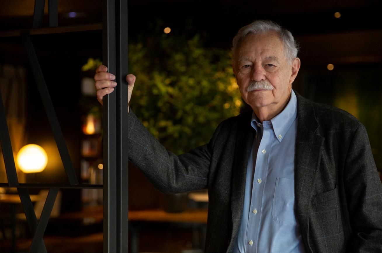 Eduardo Mendoza, en el Hotel Alma de Barcelona.