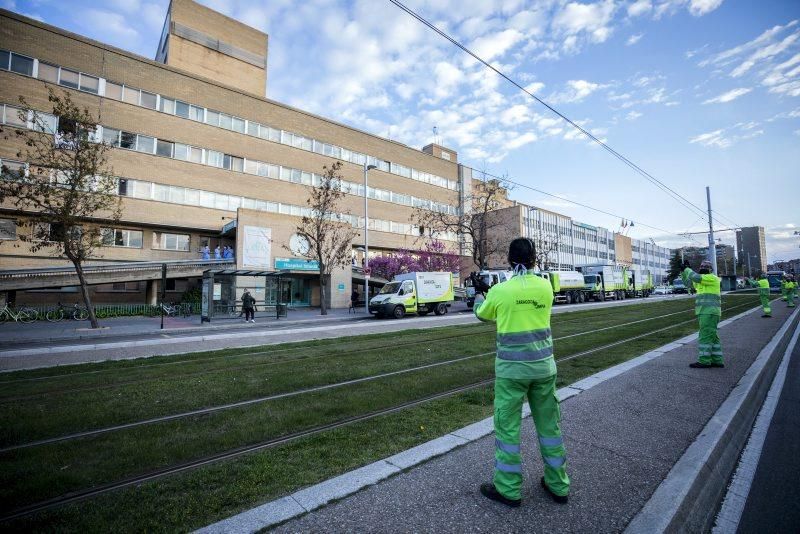 Trabajadores de FCC homenajean a los sanitarios del Servet