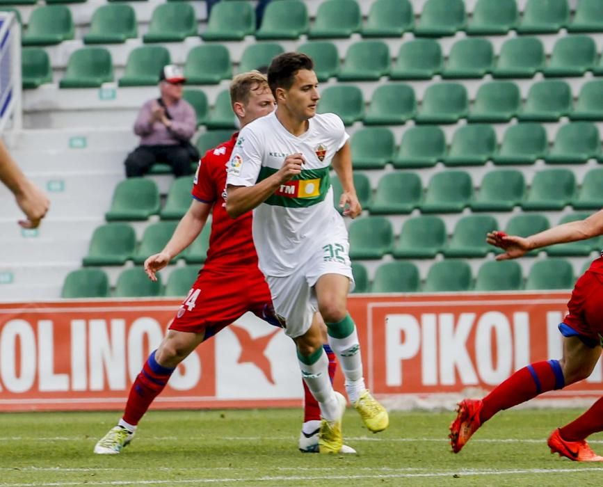 El Elche se queda sin fútbol y cae ante un Numancia muy superior