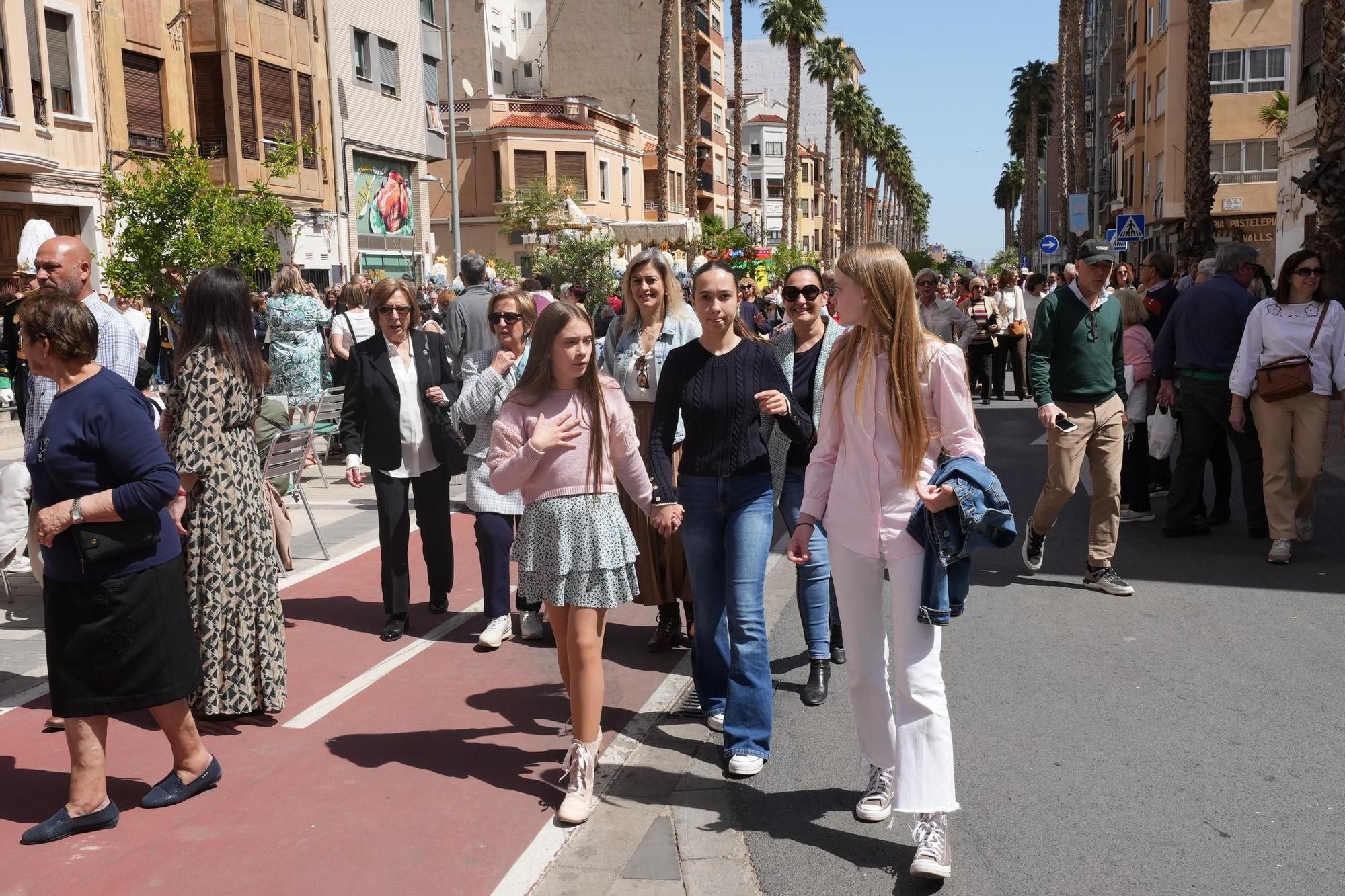 Galería de imágenes: La Virgen del Lledó sale de la basílica para ir a la ciudad