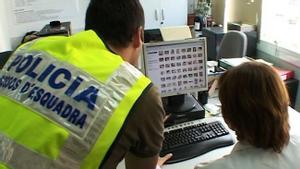 Els Mossos investiguen el grup de Whatsapp amb contingut porno viralitzat entre menors a BCN