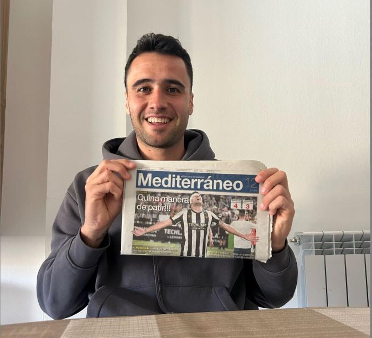 Cubillas, con el ejemplar de Mediterráneo del día siguiente.